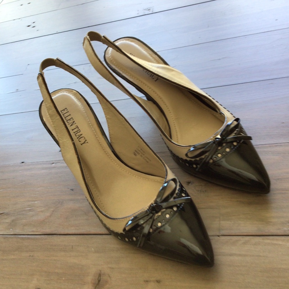 ELLEN TRACY BINDY SLING BACKS